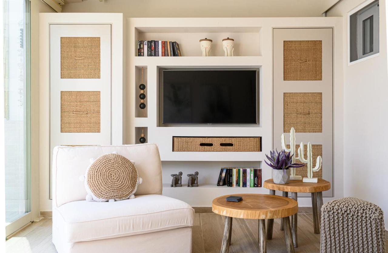 Fiorela'S Casa- A Stylish Loft Apartment In The Heart Of Preveze Dış mekan fotoğraf